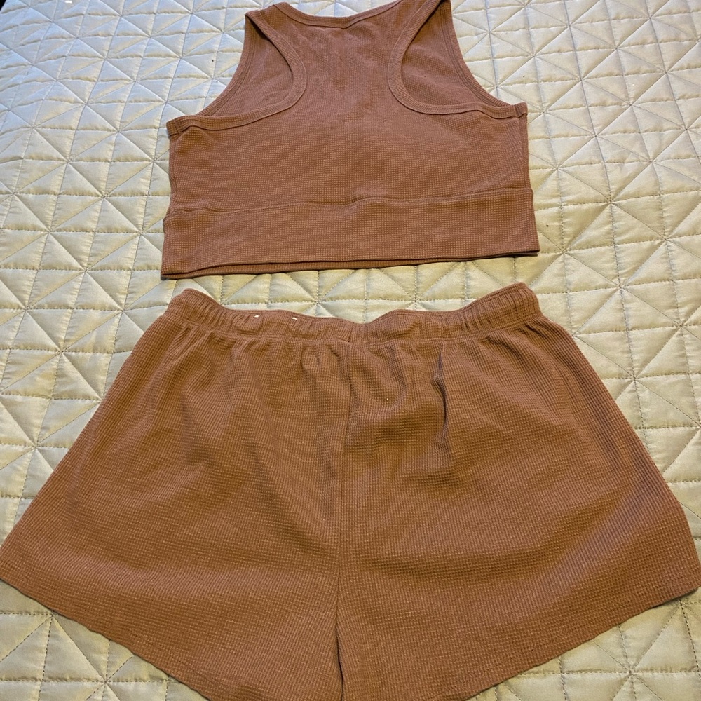 2 piece set - Picture 2 of 4